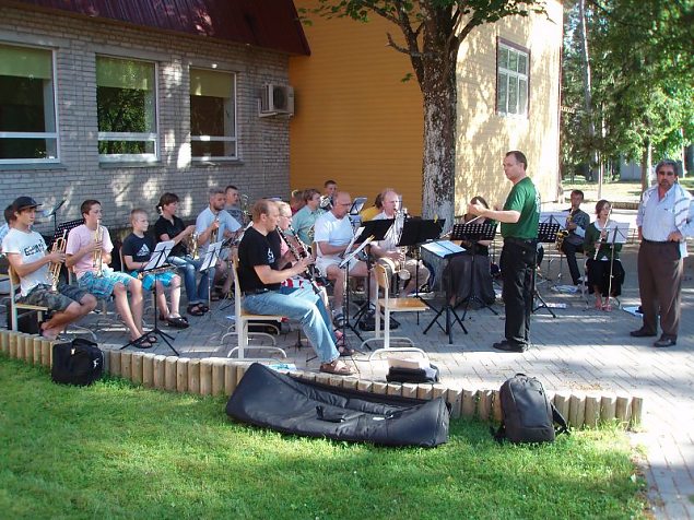 Vsu Viis '09 Festivaliorkestri proov Vsu kooli uel 